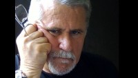 Şair eleştiriye açık mıdır?